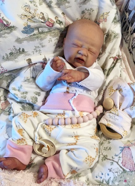 Odessa reborn doll by Rog | CassiesCloset