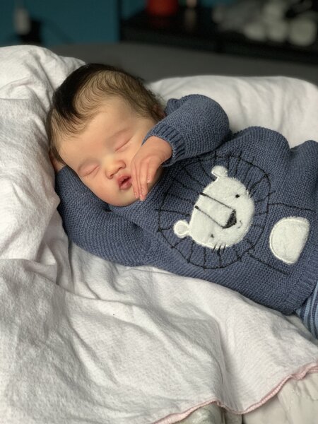 Ashia Pre-owned Reborn Baby Doll by Alina Antonova | Sleeping