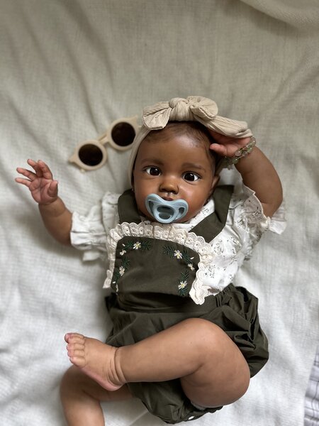 リボーンドール　Lottie ロッティー Lottie Reborn Baby Doll by Lindsay | Mom Petit Chou Nursery