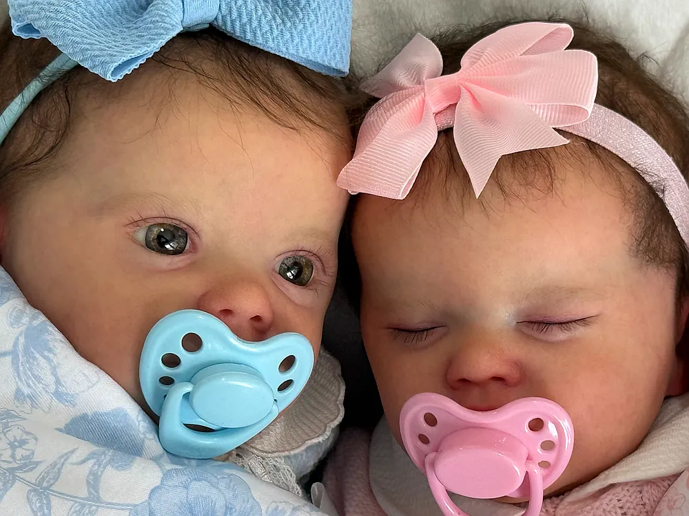【リボーンドール】双子の赤ちゃん PRIMROSE Primrose Twins Pre-owned Reborn Baby Doll by Mag Gos | Bm Bailey's