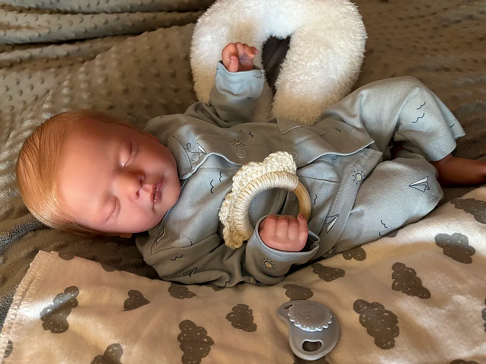 Sam by Gudrun Legler Reborn Baby Doll by Sarah Anderson | Tiny