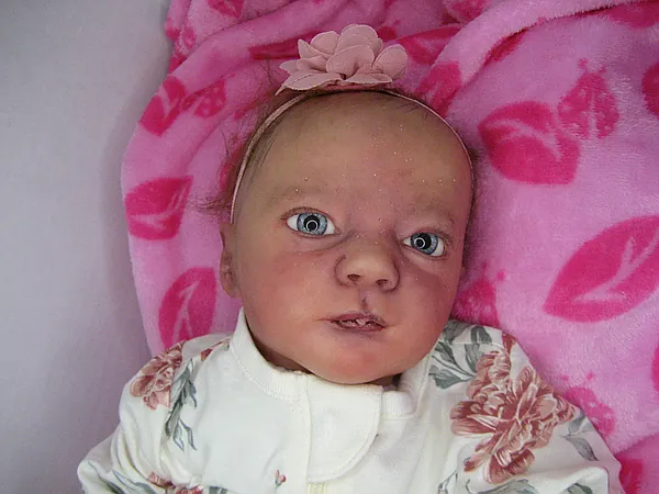 Chun Mei Pre-owned Reborn Baby Doll by Karen Potter (karen's