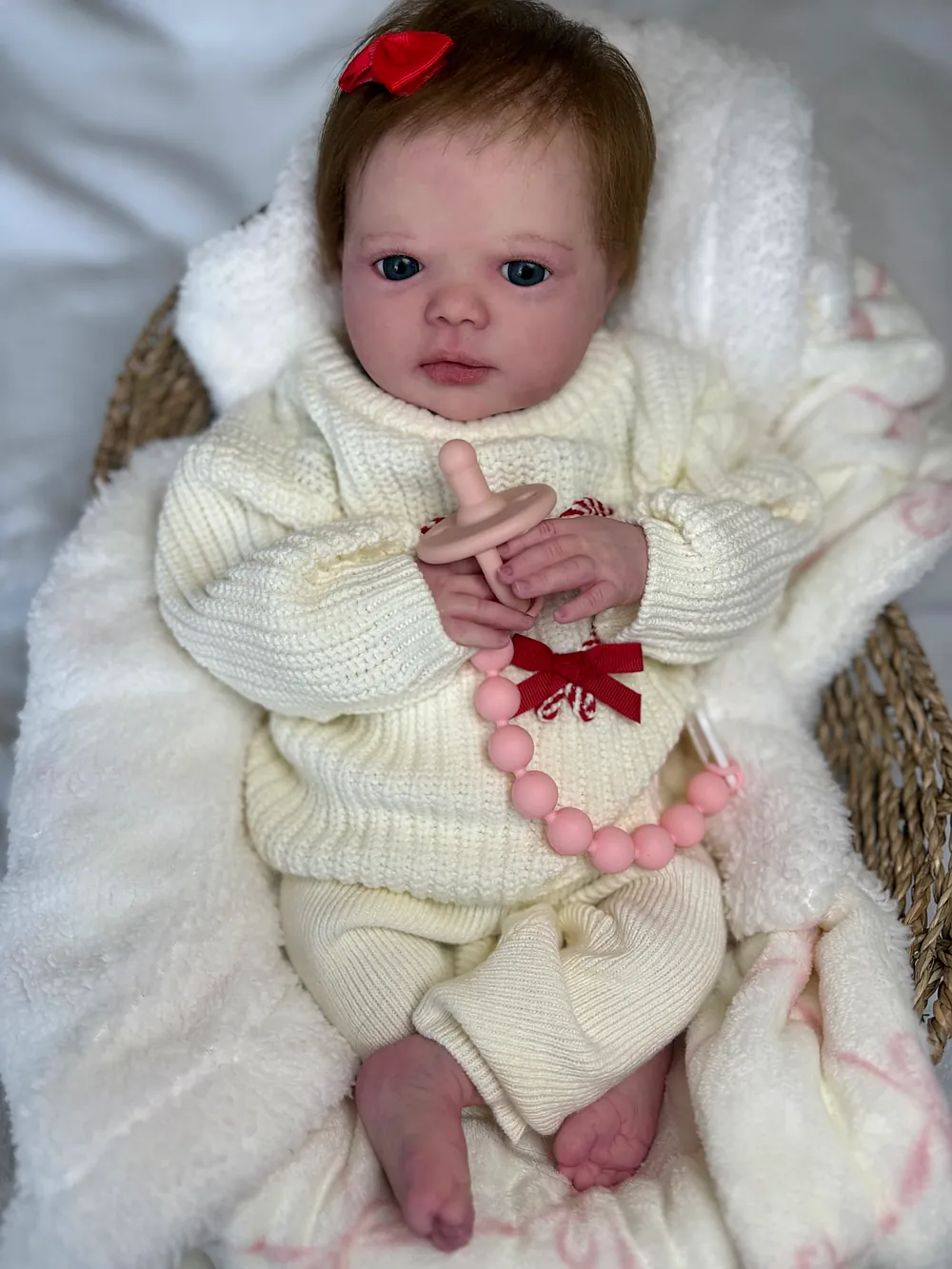 Shannon Awake - Length	19" view 4