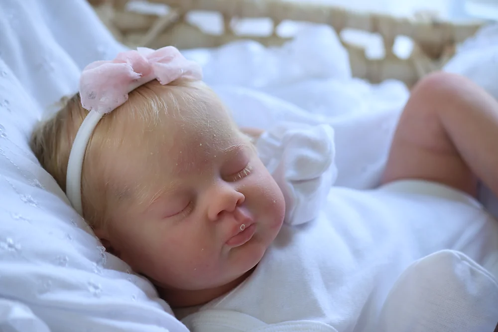 Esenia Reborn Baby Doll by Susan Hale | Realorreborn