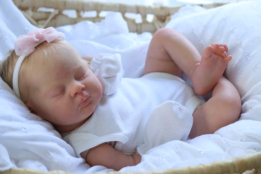 Esenia Reborn Baby Doll by Susan Hale | Realorreborn