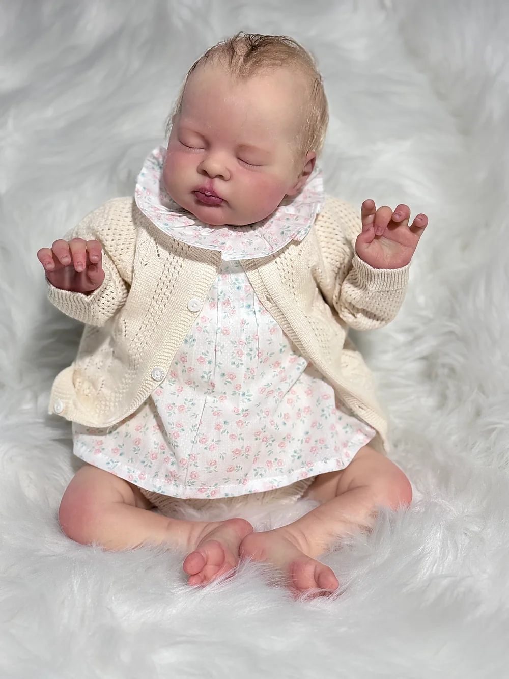 リボーンドール ESENIA Esenia Reborn Baby Doll by Monica Robbins | Buttons & Bows