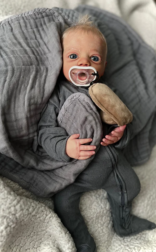 Reborn Dolls and Lifelike Baby Dolls