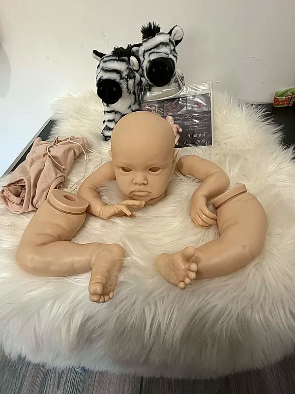 Luna Reborn Doll Kit by April Anjard | Reborns by Zebra