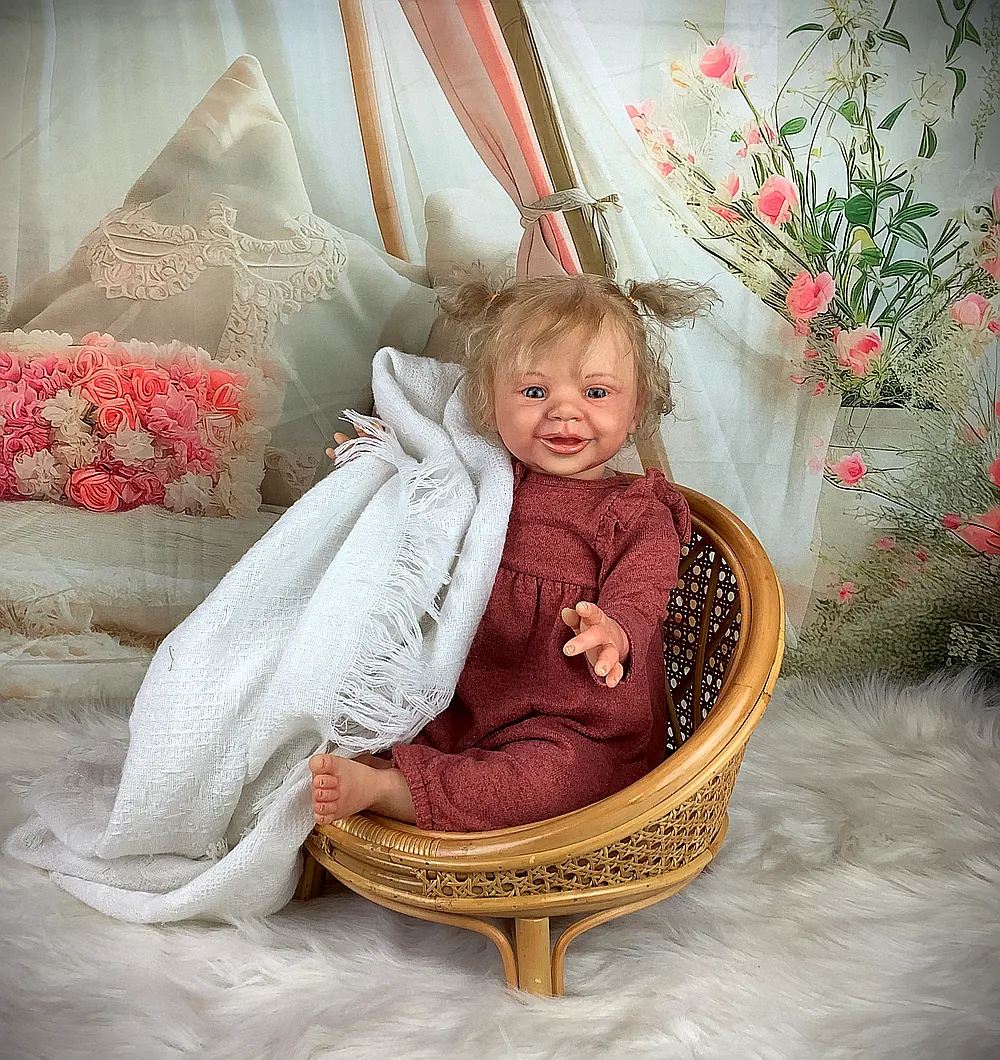 Lissy Reborn Baby Doll by Genevieve Danault | Passion Poupons Reborns